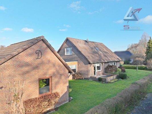  großer Geräteschuppen