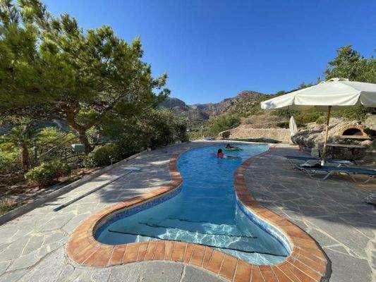 Südostkreta, Aspros Potamos: Wunderschöne Villa, nahe dem Meer und Makry Gialos, zu verkaufen