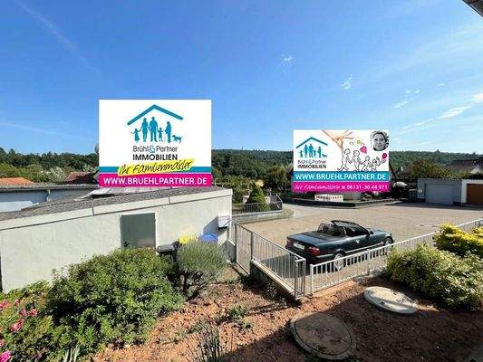 weitläufige Bebauung