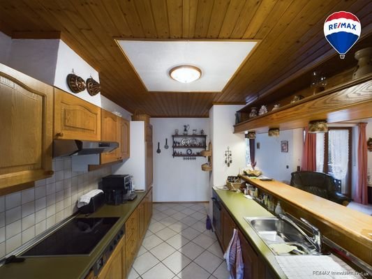 RE:MAX Immobilien DeLux Kueche