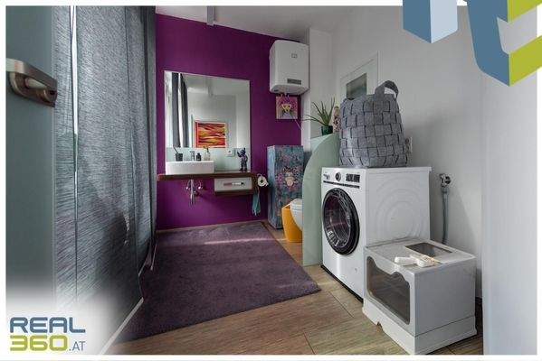 2. Badezimmer mit Toilette