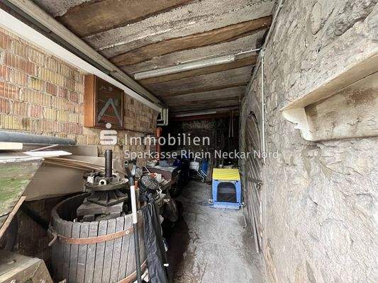 Vorraum zum Keller