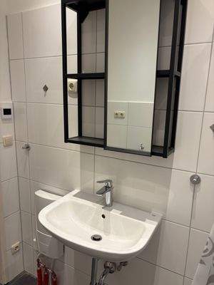 Badezimmer mit Dusche