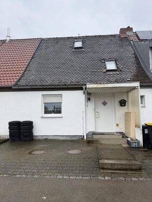 Hausansicht Vorne.jpeg