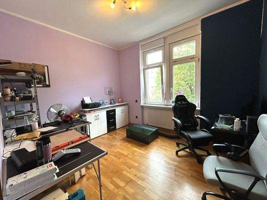 Kinder-/ Arbeitszimmer