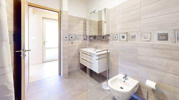 Badezimmer 1 - Haus unten