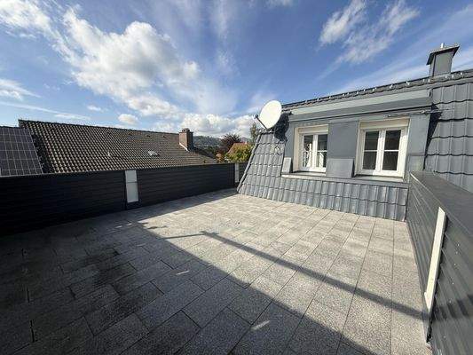 20251014_114636978_iOS