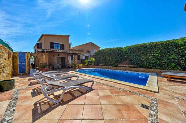 1. Holiday rental in Portals Nous