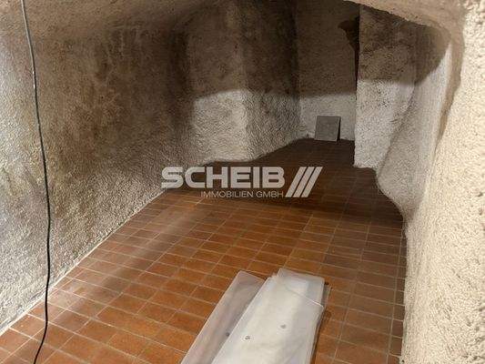 Gewölbekeller, Untergeschoss