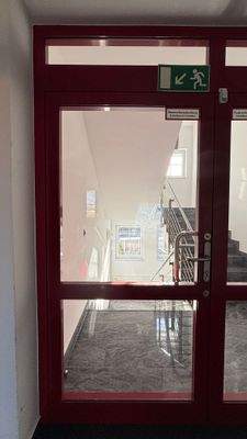 Eingangstür - Einheit gesamt.JPEG