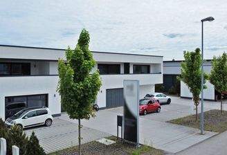 Außenansichten (1).JPG