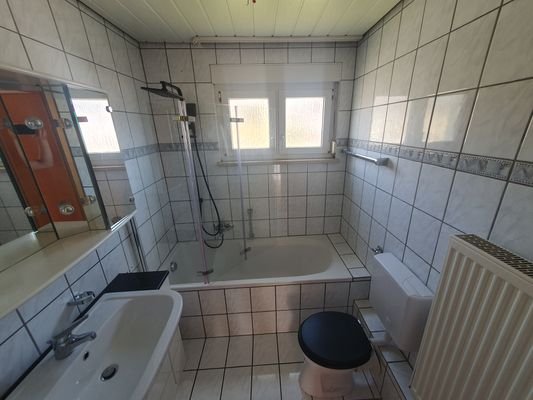 Badezimmer Whg 1. OG (Einheit Nr. 3)
