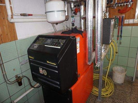 Keller Heizung Öl