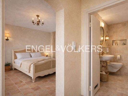 Einliegerwohnung (mit Künstlicher Intelligenz optimiert)