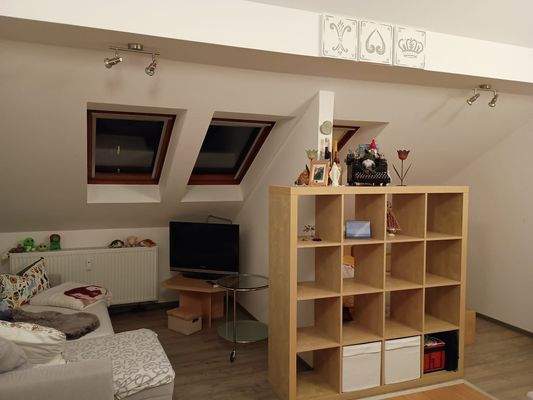 Wohn- und Schlafbereich (Bild 01)