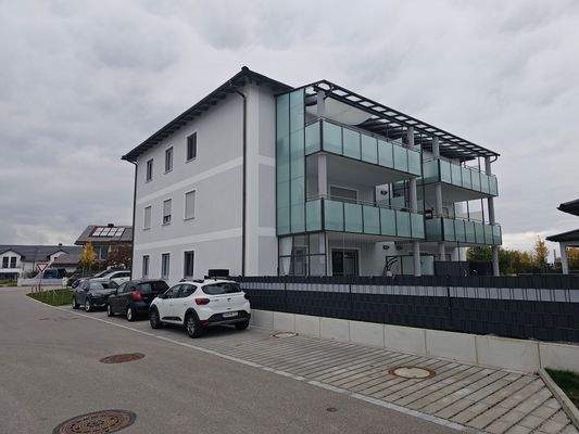 Rückseite mit Südbalkon