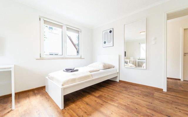 Zimmer 4 WG möbliert mieten Weilimschönbuch Böblingen Tübingen 3.jpeg