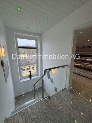 Treppenaufgang, Bild 2