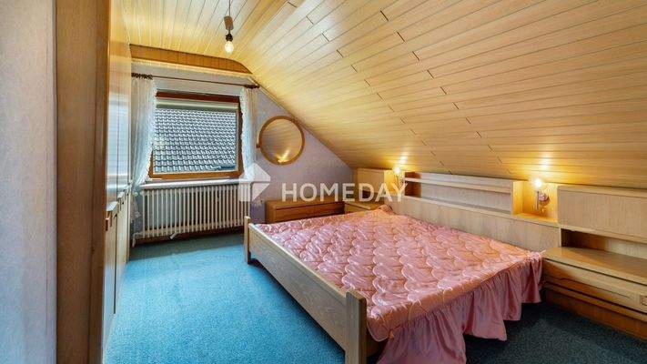 1. OG Schlafzimmer 1
