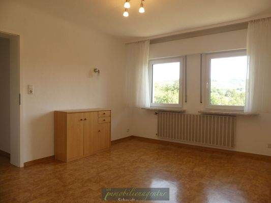 Wohnbereich - Durchgang zum Schlafzimmer