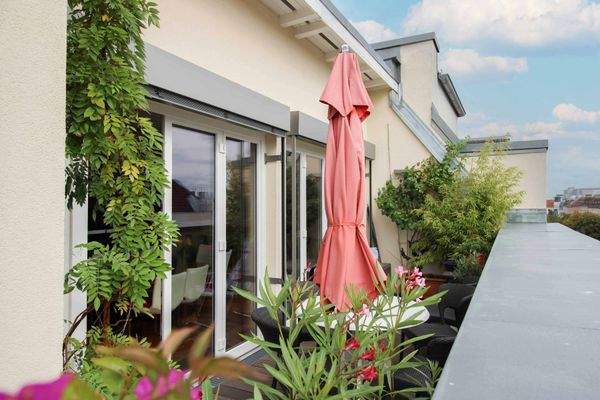 07. Terrasse 2 am Wohnzimmer