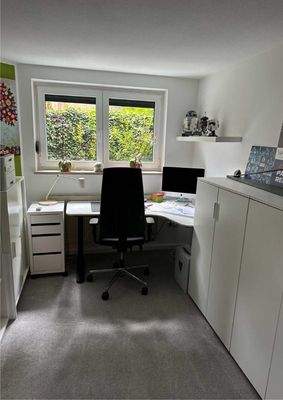 KG - Zimmer 5, z.B. mit Büro