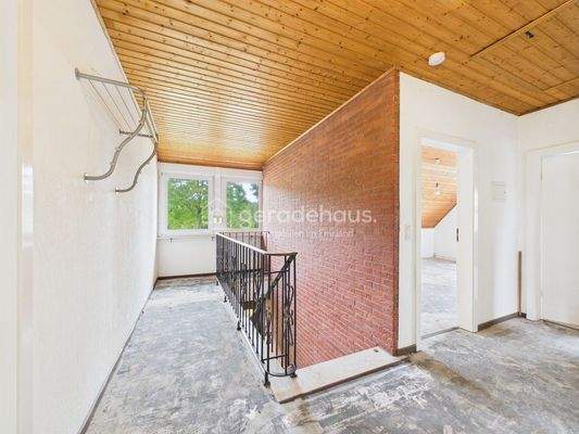 CAM03818G0-PR0041-STILL024