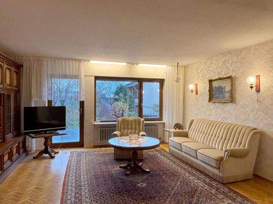 Wohnzimmer mit Terrassenzugang