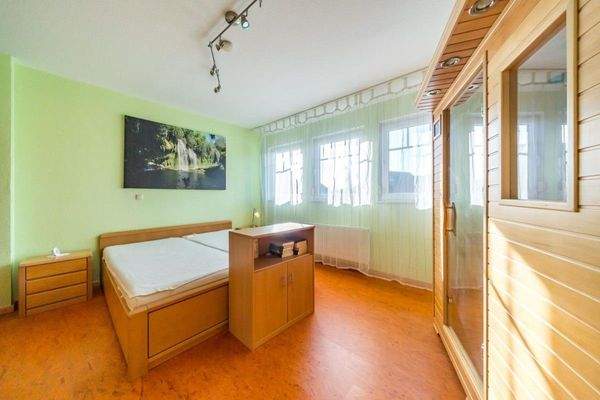 Elternschlafzimmer Hauptwohnung