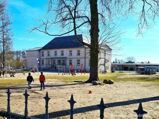 5 Minuten mit dem Fahrrad zur Grundschule