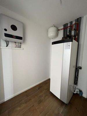 b99ab512-e651-4ecc-98b6-a55d56e17754