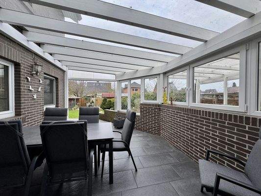 überdachte Terrasse