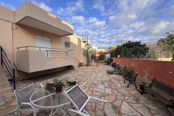 Kreta, Kalathas: Freistehendes Haus zum Verkauf in Kalathas, nur wenige Gehminuten vom Meer entfernt