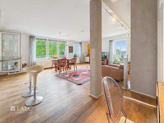 Wohn- und Essbereich