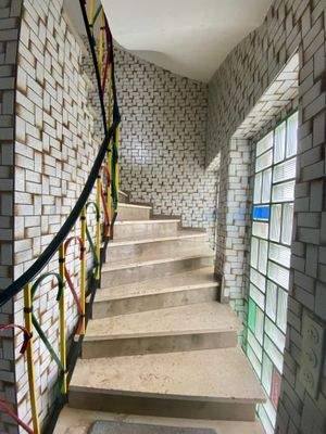 27/ Das Treppenhaus nochmals - Teilansicht