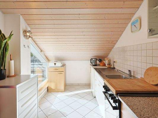 Separate, helle Küche