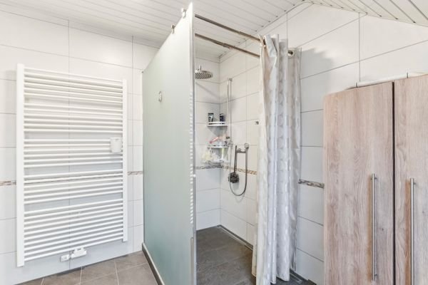 Badezimmer - DG