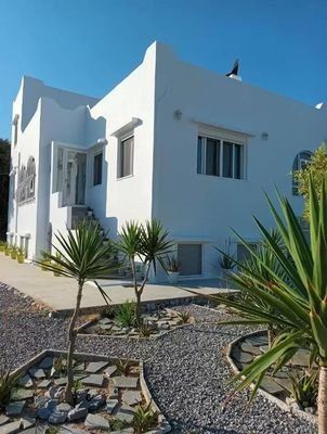 Kreta, Sfakaki: Sehr geräumige Villa mit Meerblick zu verkaufen