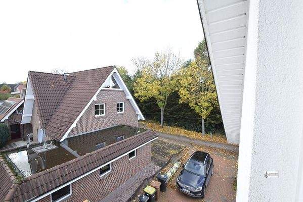 Blick in die Zufahrt