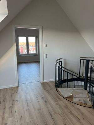 09 Flur + Arbeiten Wohnung B5.jpg