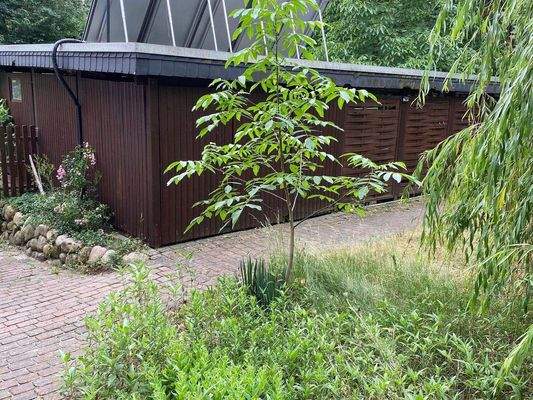 Doppelcarport  mit Solaranlage