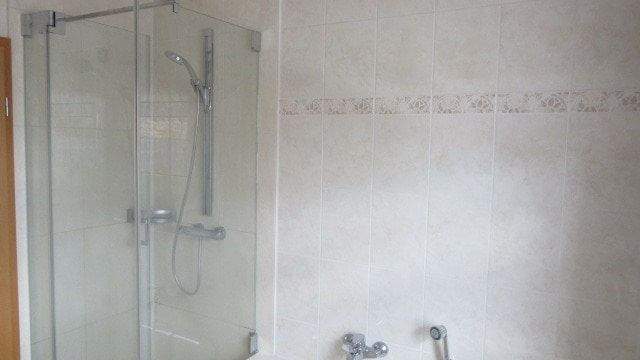 Bad mit Dusche
