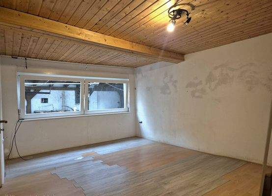 Schlafzimmer Wohnung 2 .jpeg