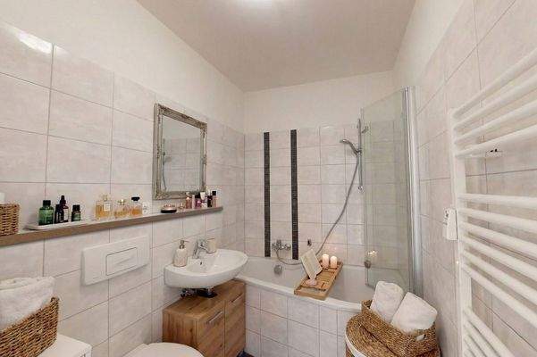 Bad-(Einrichtung visualisiert)