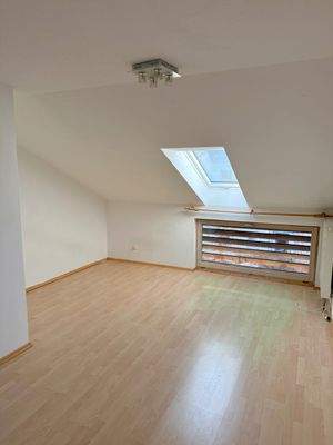 Dachbodenzimmer 