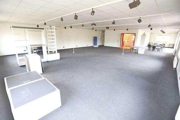 OG - Blick auf Eingangsbereich