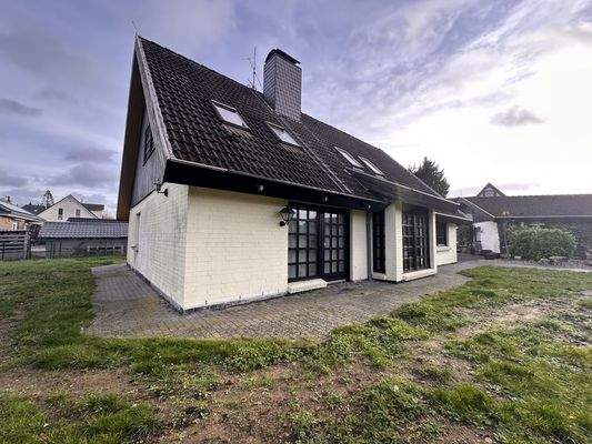 Seitenansicht des Hauses