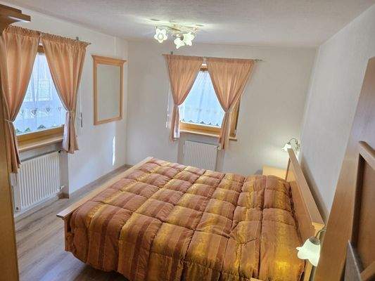 Welsberg-Taisten-Antholz-OlympischeSpiele-2026-Biathlon-Freie Immobilie-guten Stand-Teils eingerichtet-Antholz-Pragser Wildsee