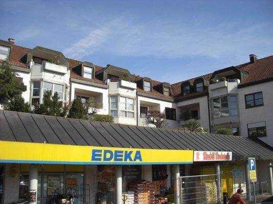 Gebäudeansicht vom Bahnhof