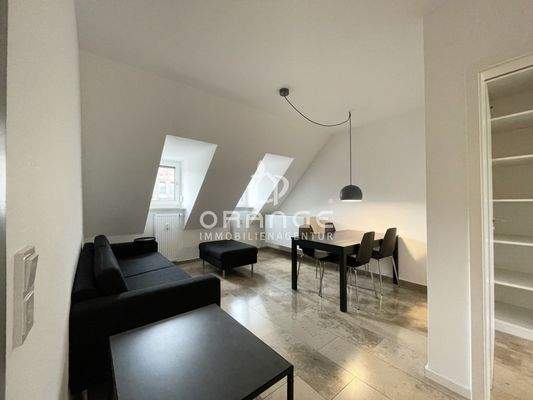 Blick in den Wohnraum...